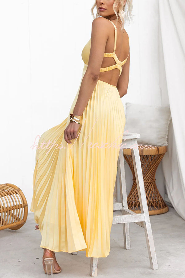 Vestido Plisado Deslumbrante