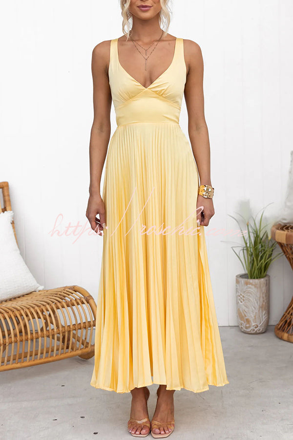 Vestido Plisado Deslumbrante
