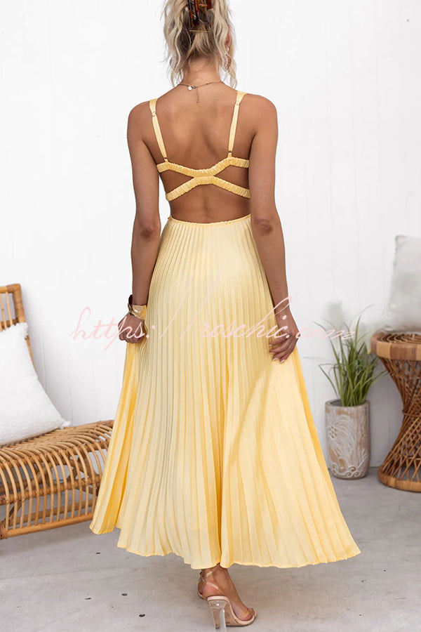 Vestido Plisado Deslumbrante