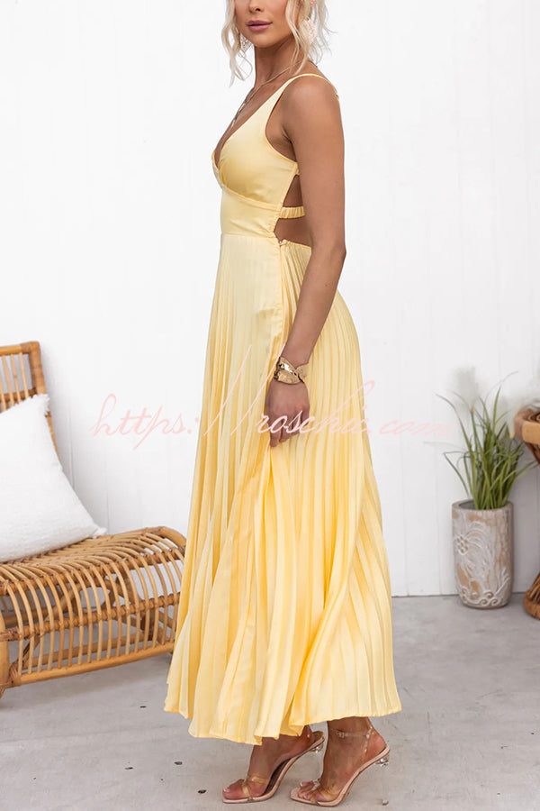 Vestido Plisado Deslumbrante
