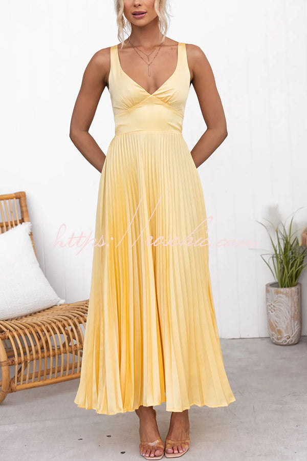 Vestido Plisado Deslumbrante